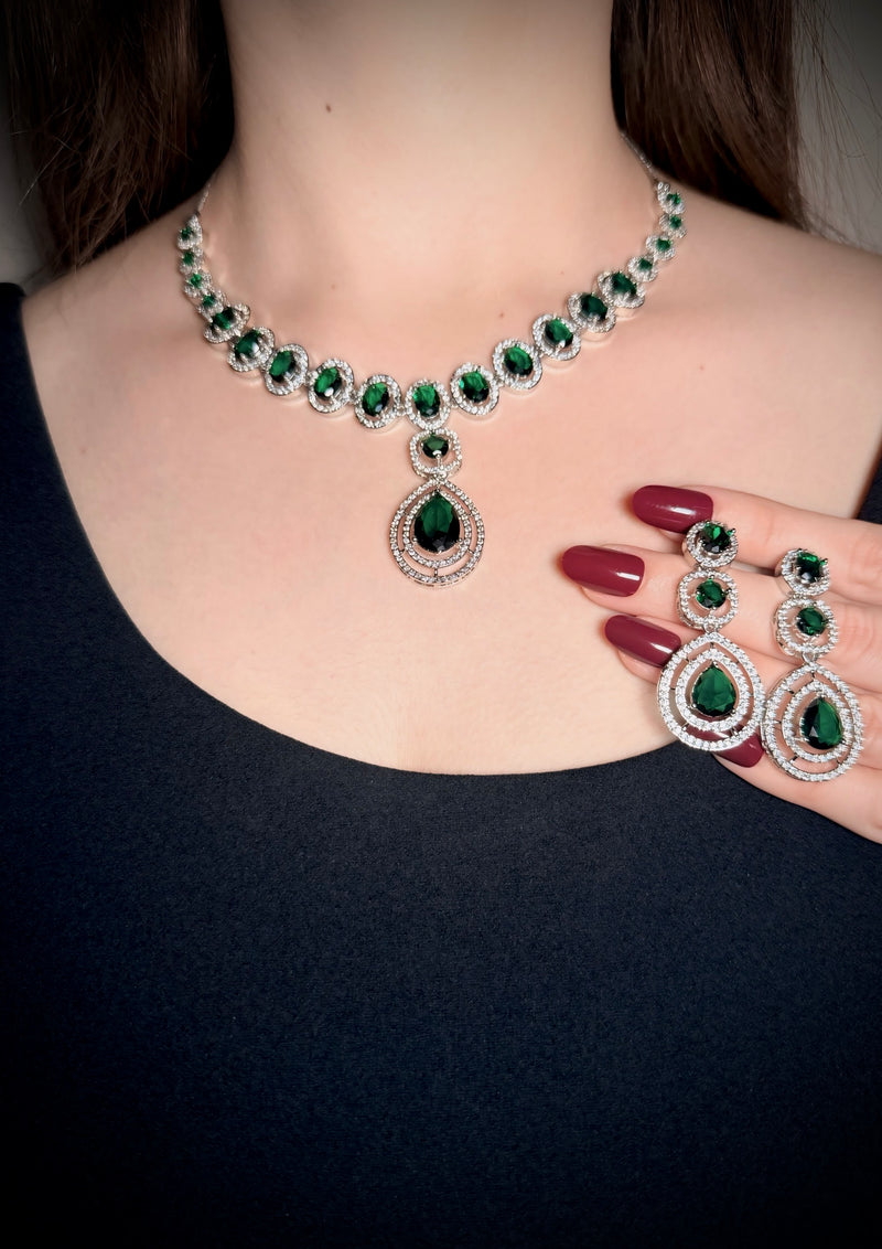 Royal Cascade AD Necklace Set