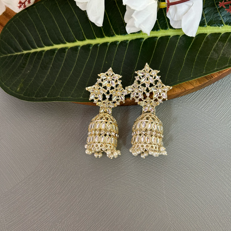Shwet Kundan Floral Jhumka