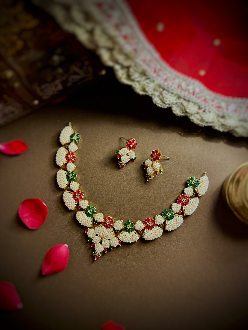 Rajsi Roop Jaal Puwai Necklace Set