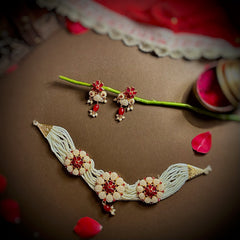Gulbahar Jaal Puwai Choker Set