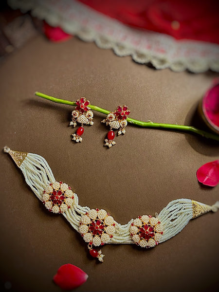 Gulbahar Jaal Puwai Choker Set
